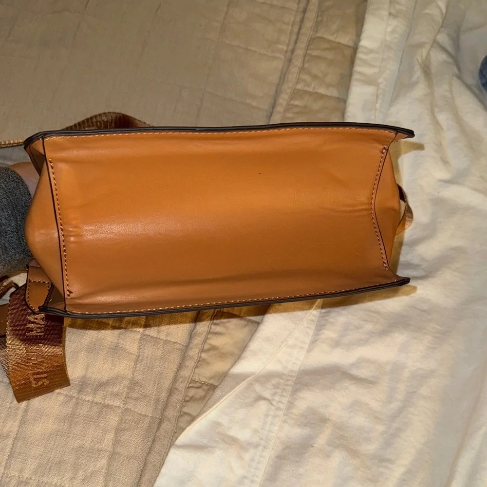 Steve Madden Brown Shoulder Bag with Pouch - Picture 7 of 7